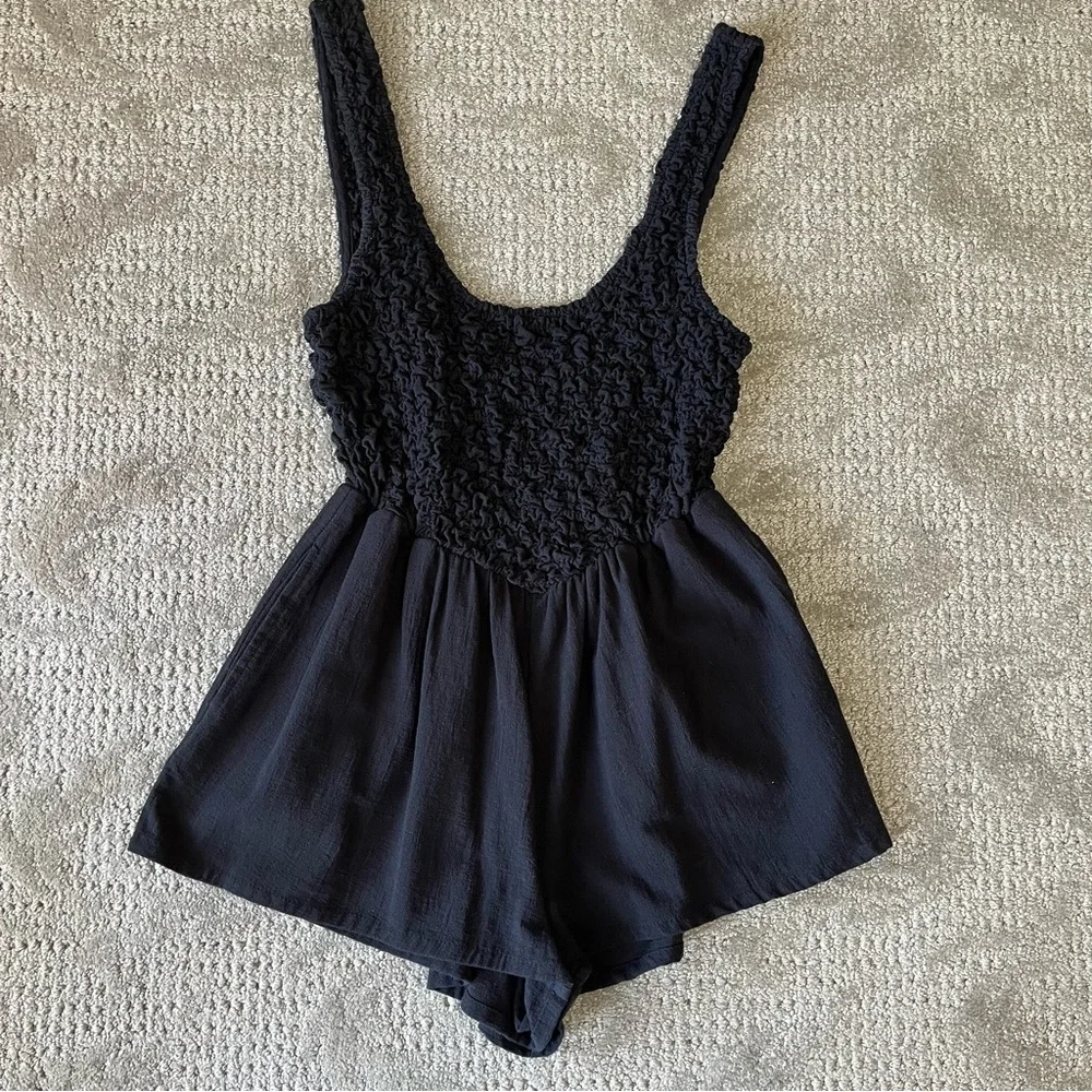 EUC Women's Free People Juliette Smoked Romper size XS in Back - Picture 2 of 9